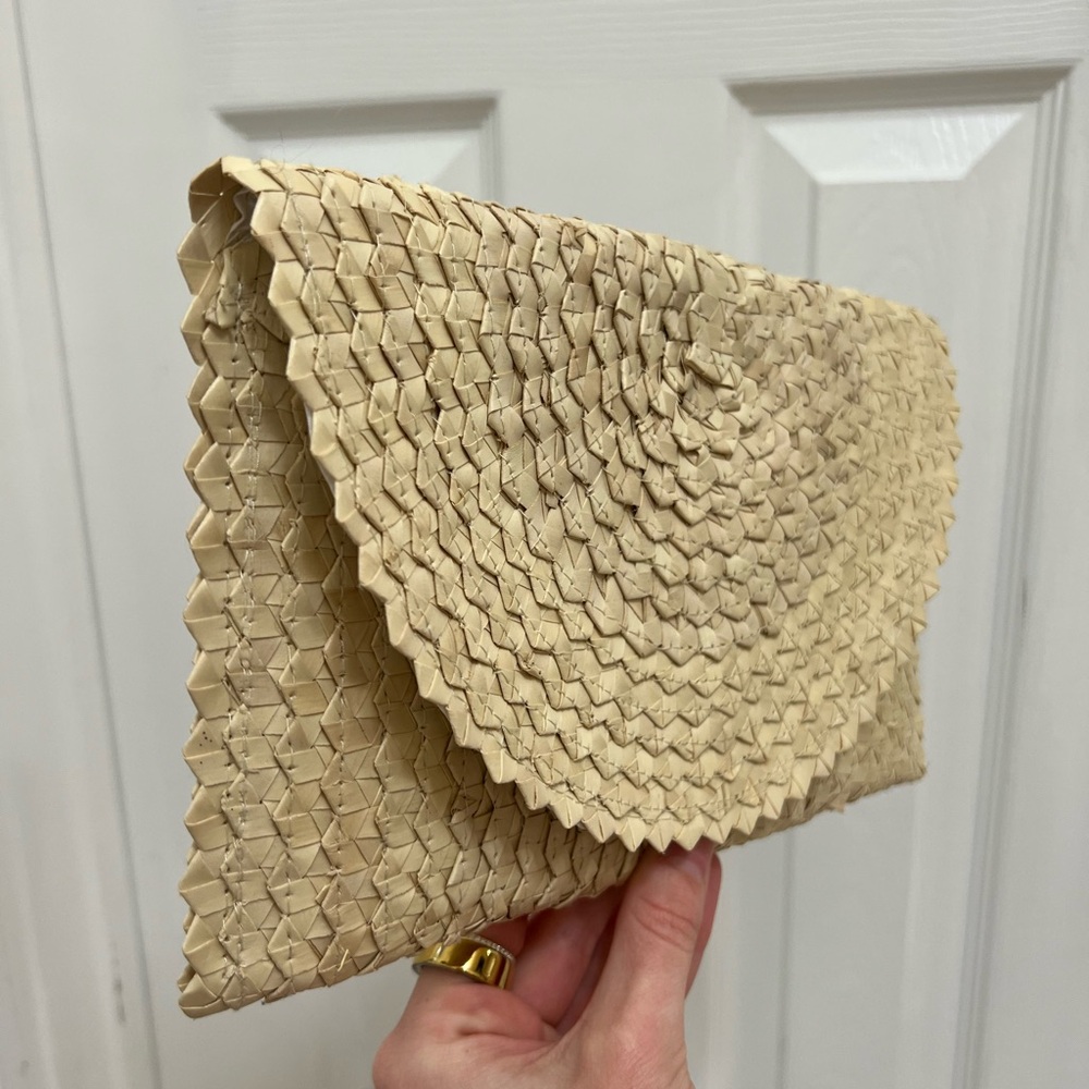 Woven Straw Clutch - Picture 2 of 5